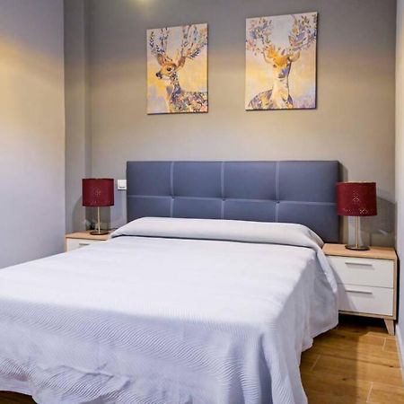 A - Apartamento Elegante Con Piscina Compartida Torrico Eksteriør bilde