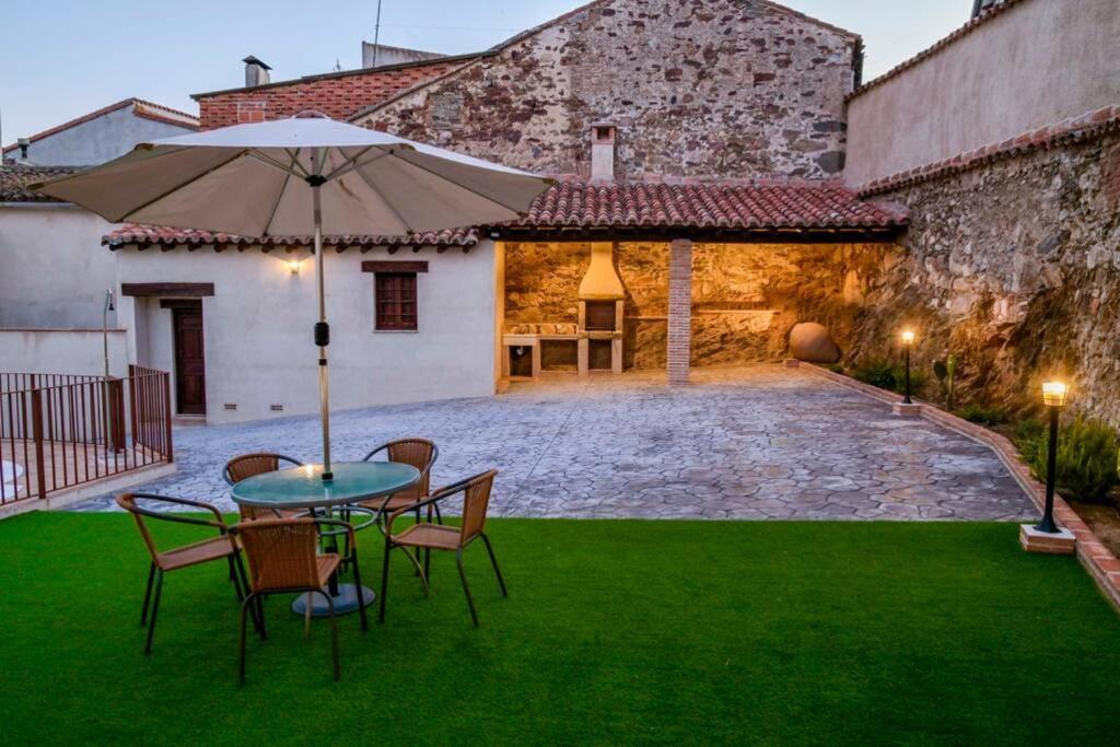 A - Apartamento Elegante Con Piscina Compartida Torrico Eksteriør bilde