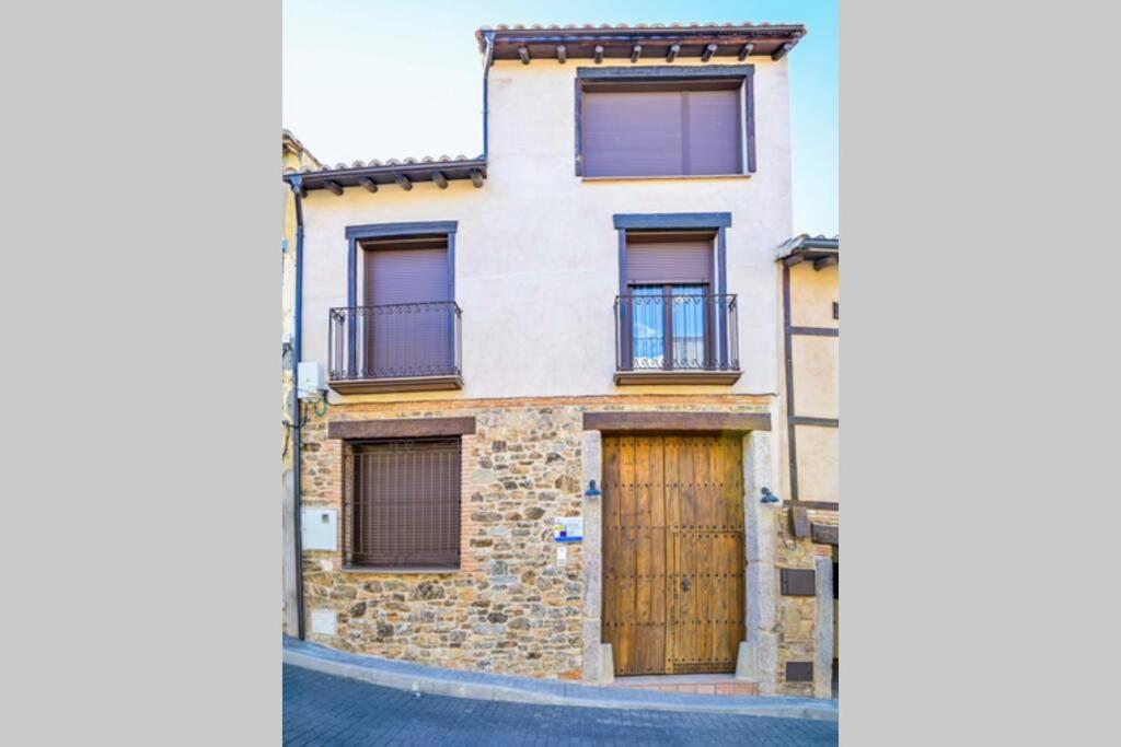 A - Apartamento Elegante Con Piscina Compartida Torrico Eksteriør bilde